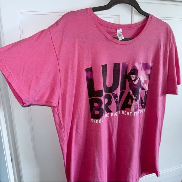 LUKE BRYAN Pink Unisex "Proud to Be Right Here" TOUR 2021 Concert T-Shirt Sz Med - Picture 4 of 7